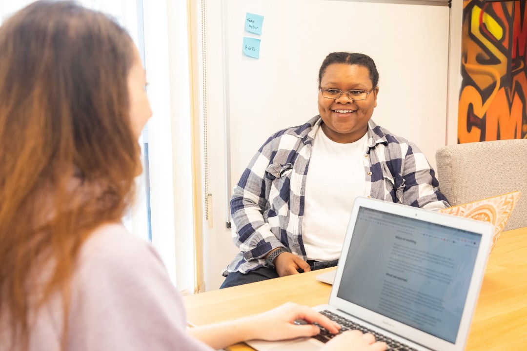 2 women working in office